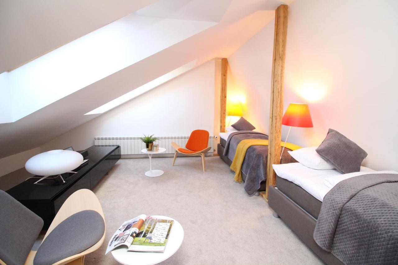 Tallinn City Apartments Old Town Square Ngoại thất bức ảnh